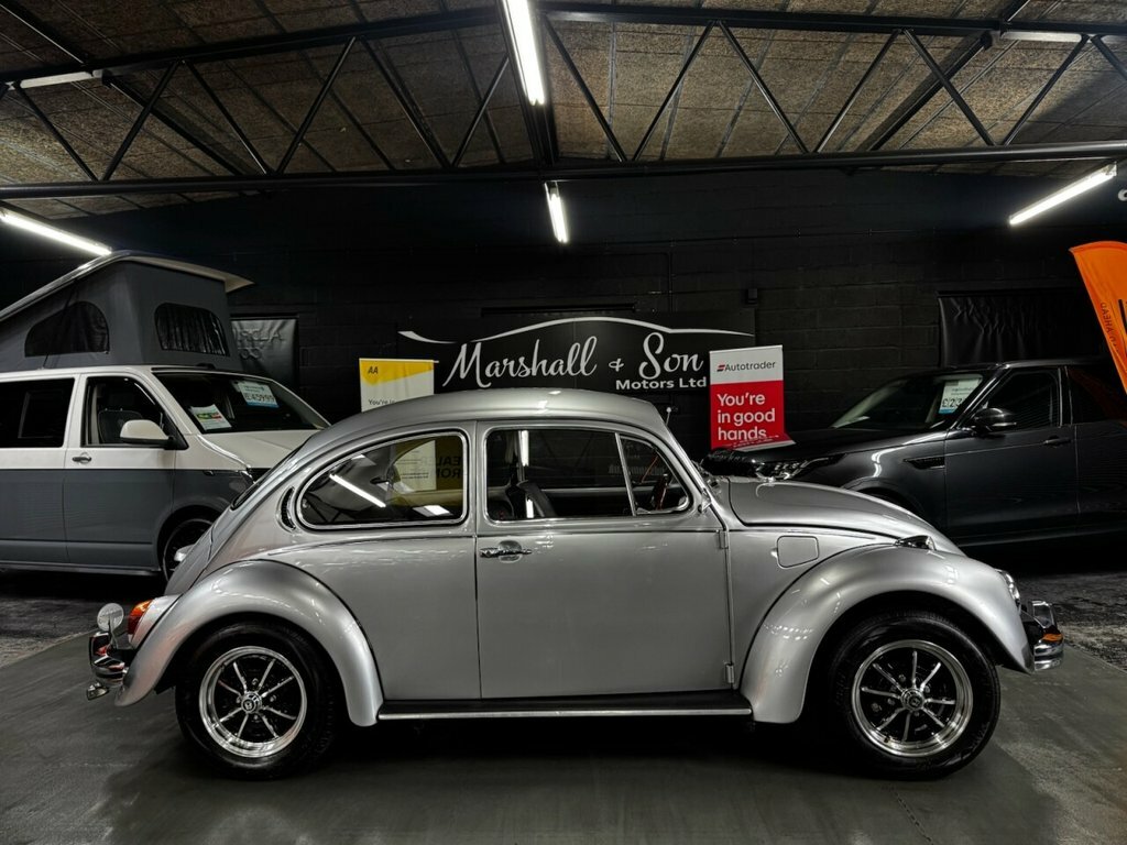 Volkswagen Beetle Saloon Silver #2