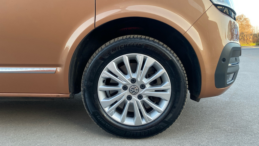 Volkswagen Caravelle Caravelle 2.0 Tdi Executive 199 Dsg LO70OXZ Brown #5