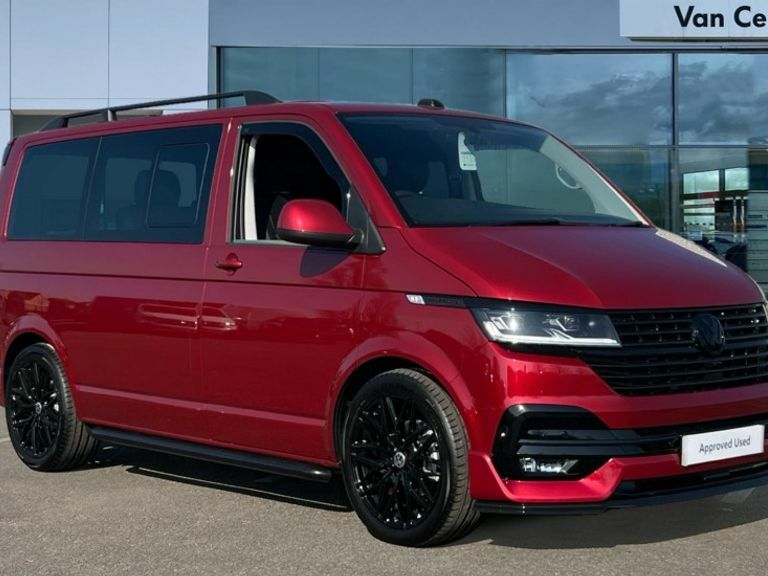 Volkswagen Transporter 2.0 Tdi 150 Highline Kombi Van Dsg Red