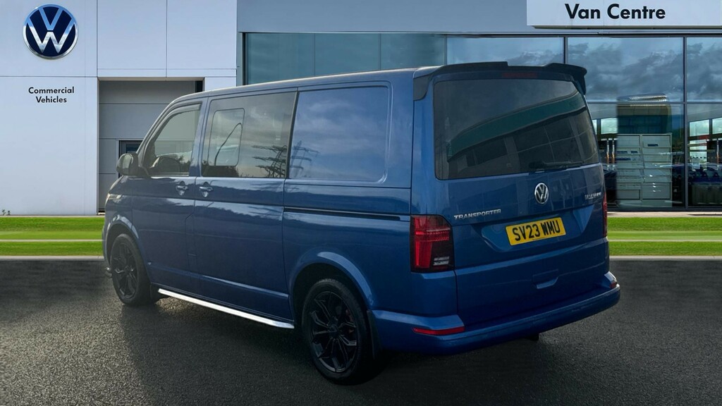 Volkswagen Transporter Sportline Transporter 2.0 Bitdi 204 Sportline Kombi Van Dsg Blue #3
