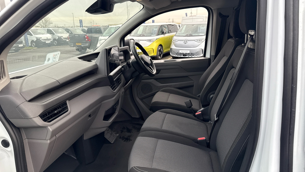 Volkswagen E-Transporter Transporter 100Kw 65Kwh Commerce Plus Van FV25LJE White #2