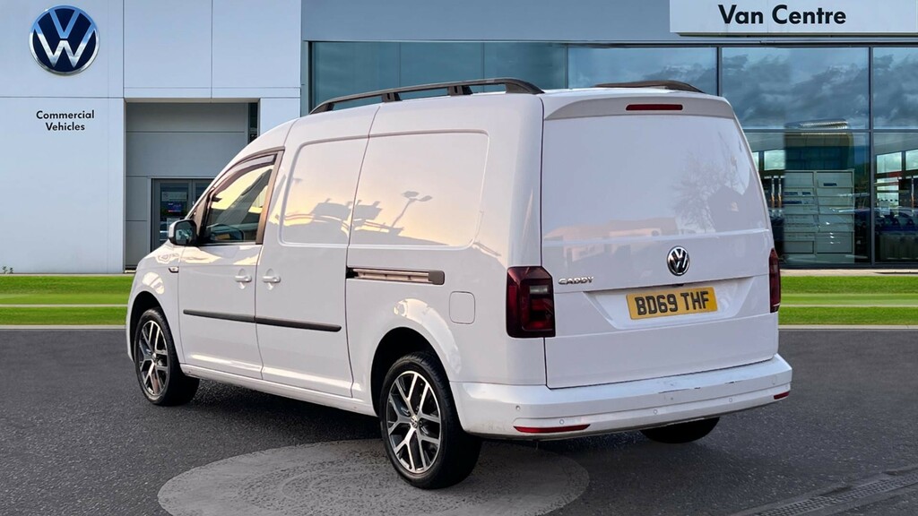 Volkswagen Caddy Maxi Caddy Maxi 2.0 Tdi Bluemotion Tech 150Ps Highline BD69THF White #3