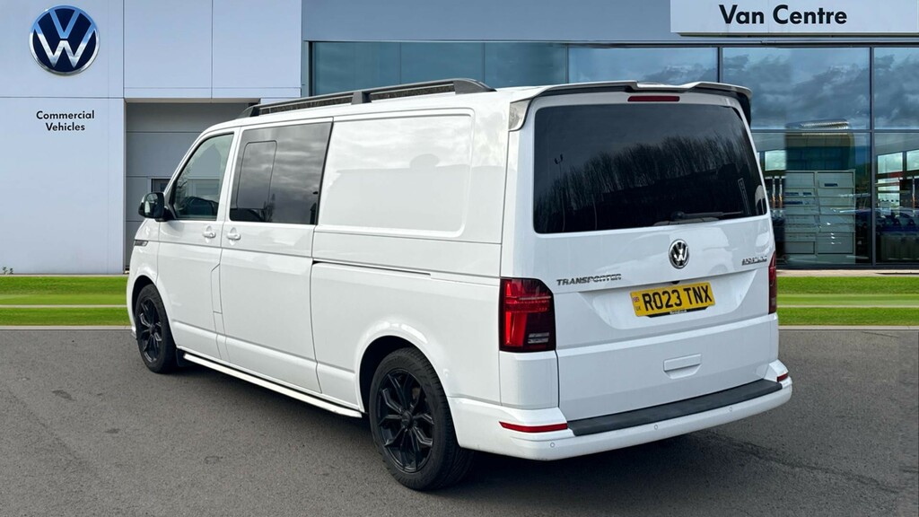 Volkswagen Transporter Sportline Transporter 2.0 Bitdi 204 Sportline Kombi Van Dsg White #3