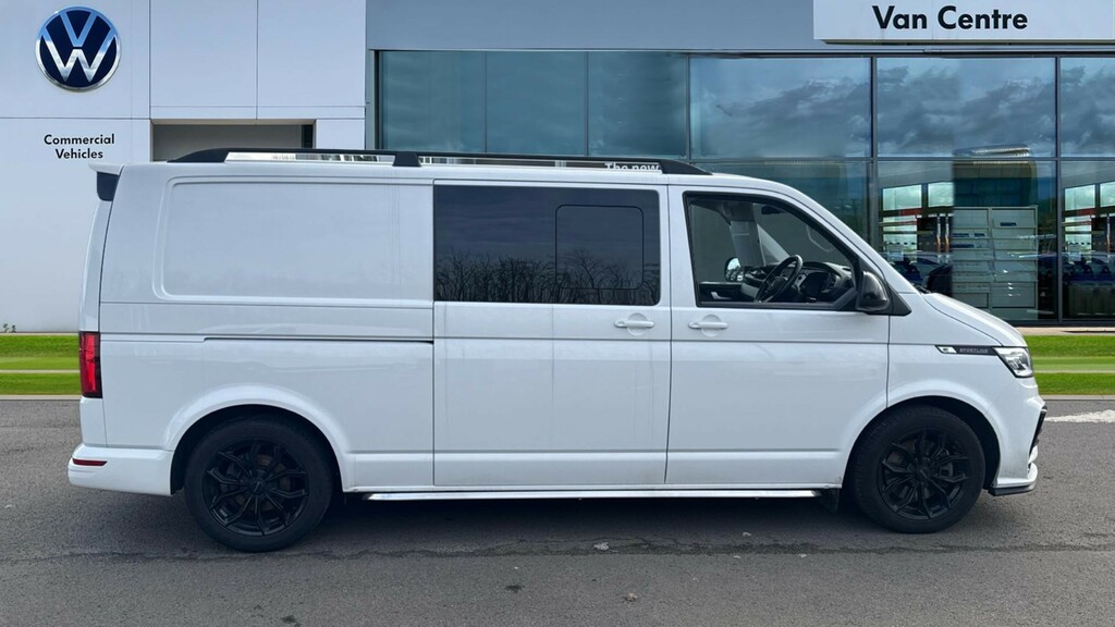 Volkswagen Transporter Sportline Transporter 2.0 Bitdi 204 Sportline Kombi Van Dsg White #4