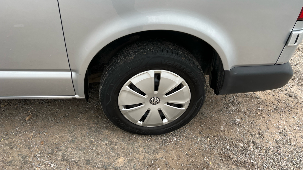 Volkswagen Transporter Transporter 2.0 Tdi 110 Startline Business Van GJ72YSB Silver #5
