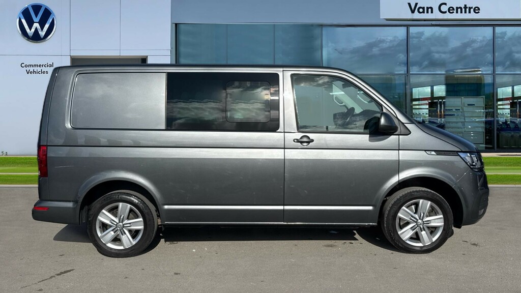 Volkswagen Transporter Transporter 2.0 Tdi 150 Highline Kombi Van Dsg WK24XRU Grey #4