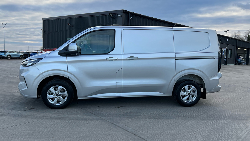 Ford Transit Custom Transit Custom 2.0 Ecoblue 136Ps H1 Van Limited WV75ZDU Silver #4