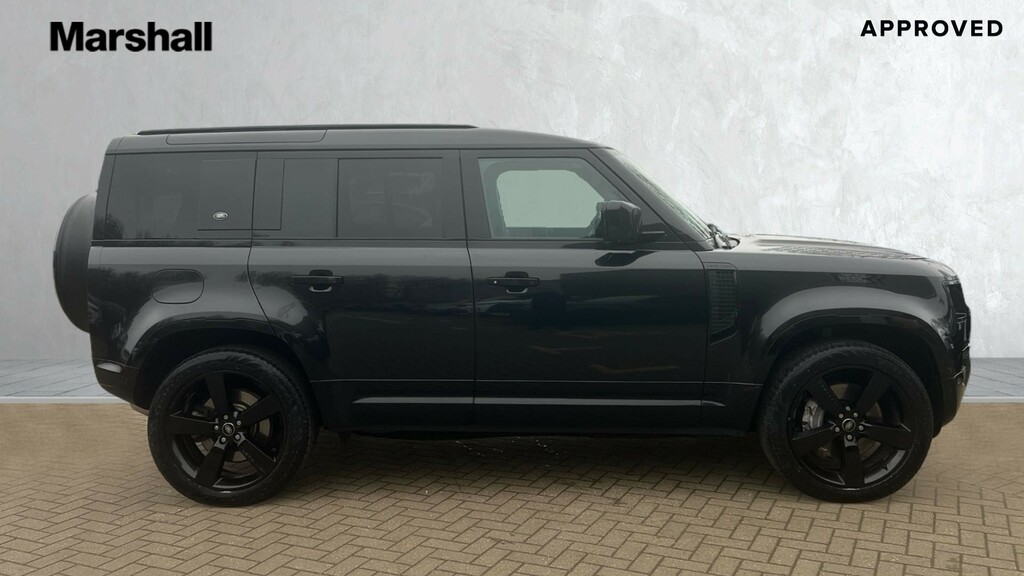 Land Rover Defender 110 Defender 3.0 D300 X-dynamic Hse 110 KM72NFY Black #5