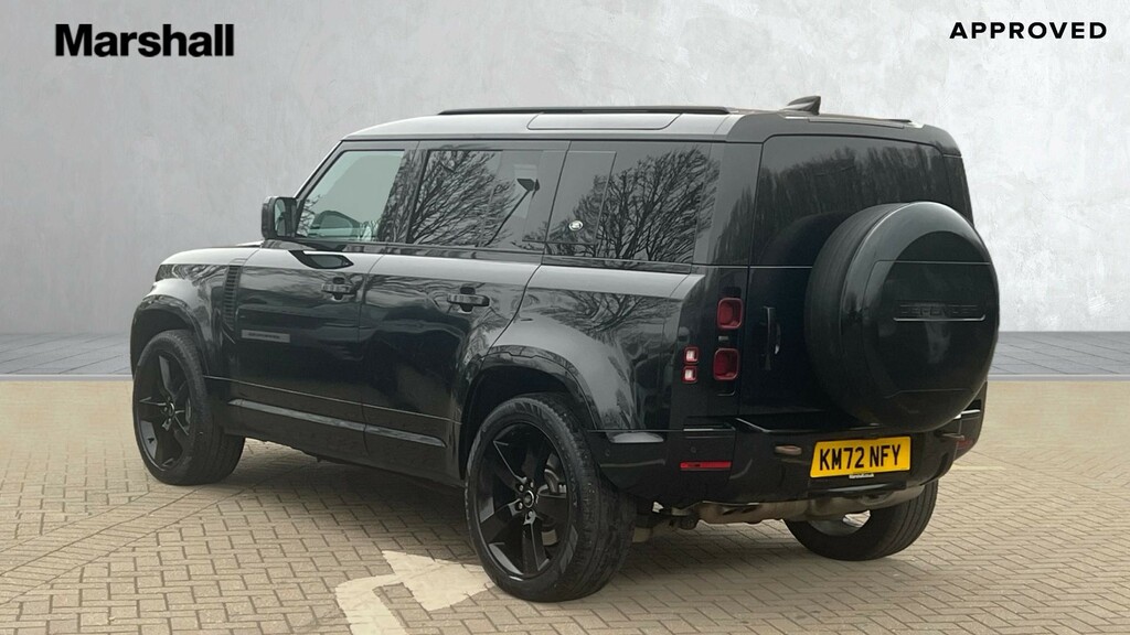 Land Rover Defender 110 Defender 3.0 D300 X-dynamic Hse 110 KM72NFY Black #2