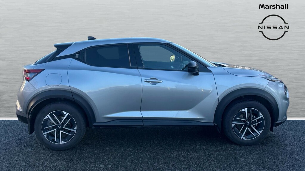 Nissan Juke Juke Hat 1.6 Hbd 143Ps N-connecta Au LY25KWE Silver #3