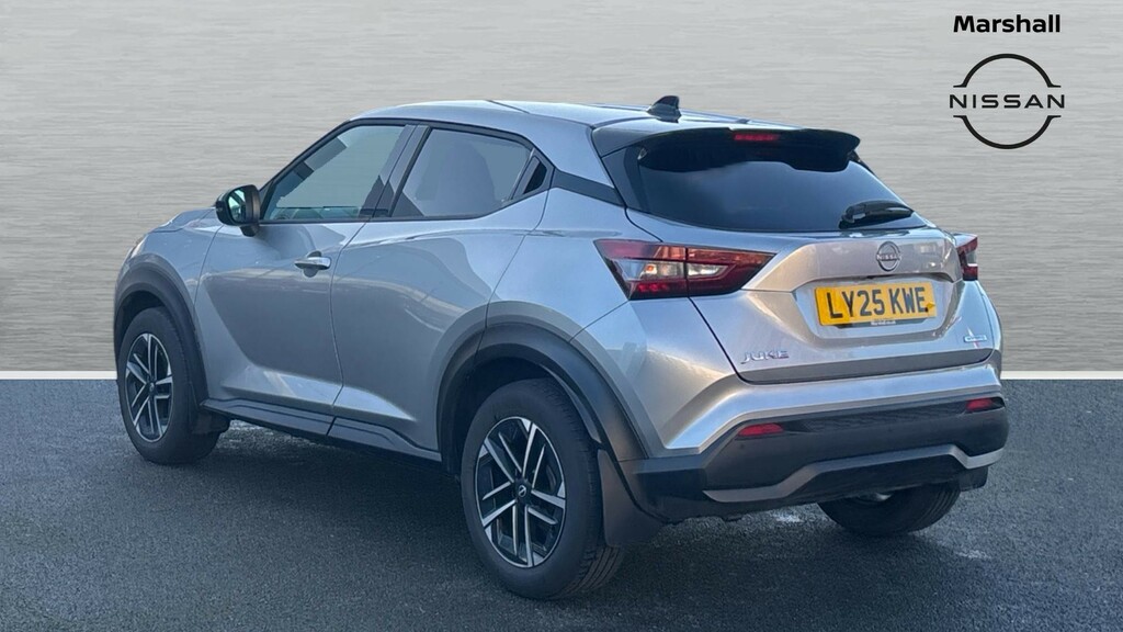 Nissan Juke Juke Hat 1.6 Hbd 143Ps N-connecta Au LY25KWE Silver #2