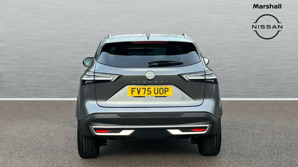 Nissan Qashqai Qashqai 1.3 Dig-t Mh N-connecta Glass Roof FV75UOP #6
