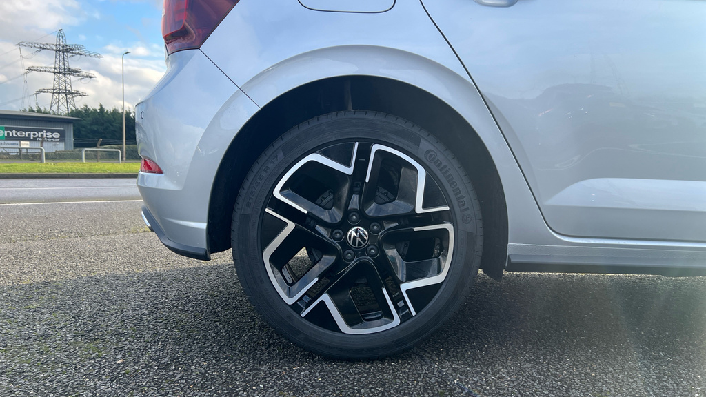 Volkswagen Polo Polo 1.0 R-line Tsi 95Ps FV75UBH Silver #5