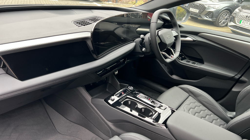 Audi A6 Avant A6 270Kw Performance 100Kwh S Line KJ25NEF Grey #2