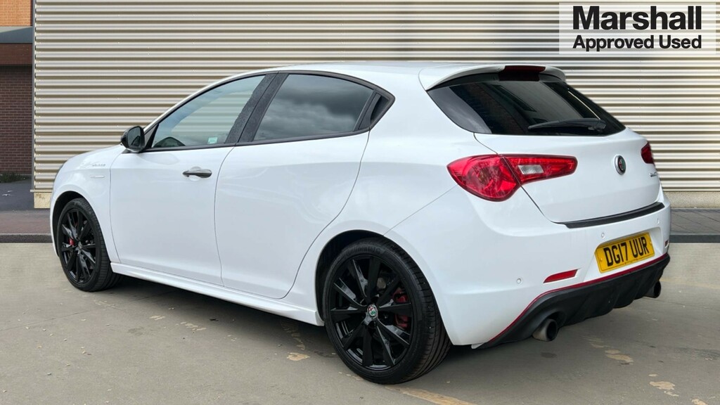Alfa Romeo Giulietta Giulietta 1.75 Tbi 240 Veloce Tct White #5