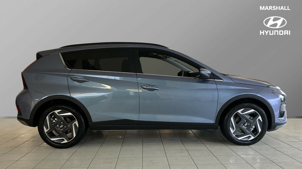 Hyundai Bayon Bayon 1.0 Tgdi 90 Tech Line GF75XFD Blue #2