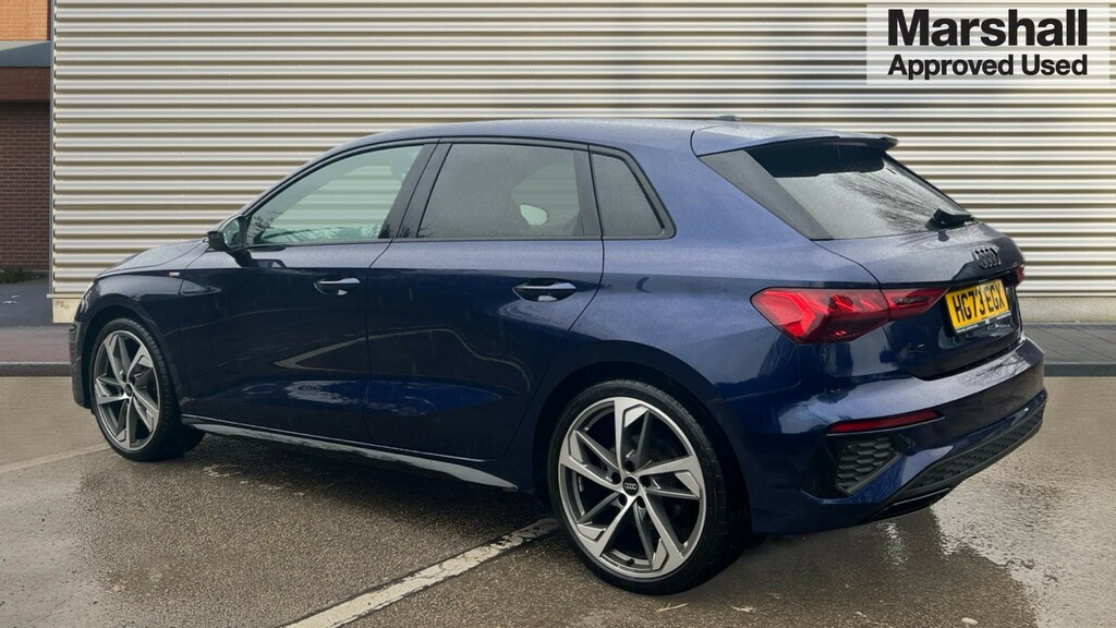 Audi A3 A3 35 Tfsi Black Edition S Tronic HG73EGX Blue #5