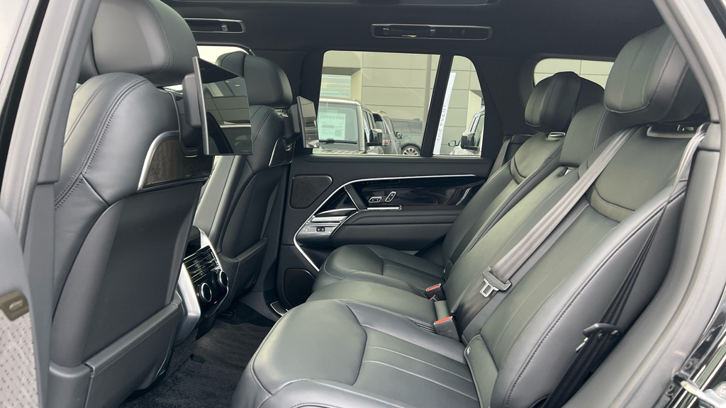 Land Rover Range Rover Range Rover 4.4 P530 V8 KP74XDO Black #4