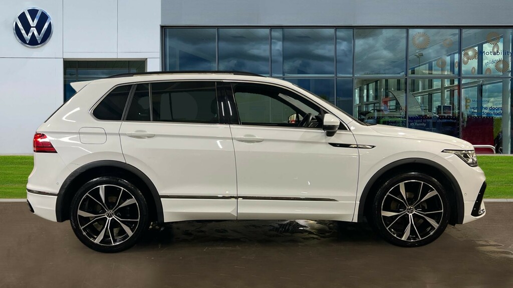 Volkswagen Tiguan Tiguan 1.5 Tsi 150 R-line Dsg GY23LPO White #4
