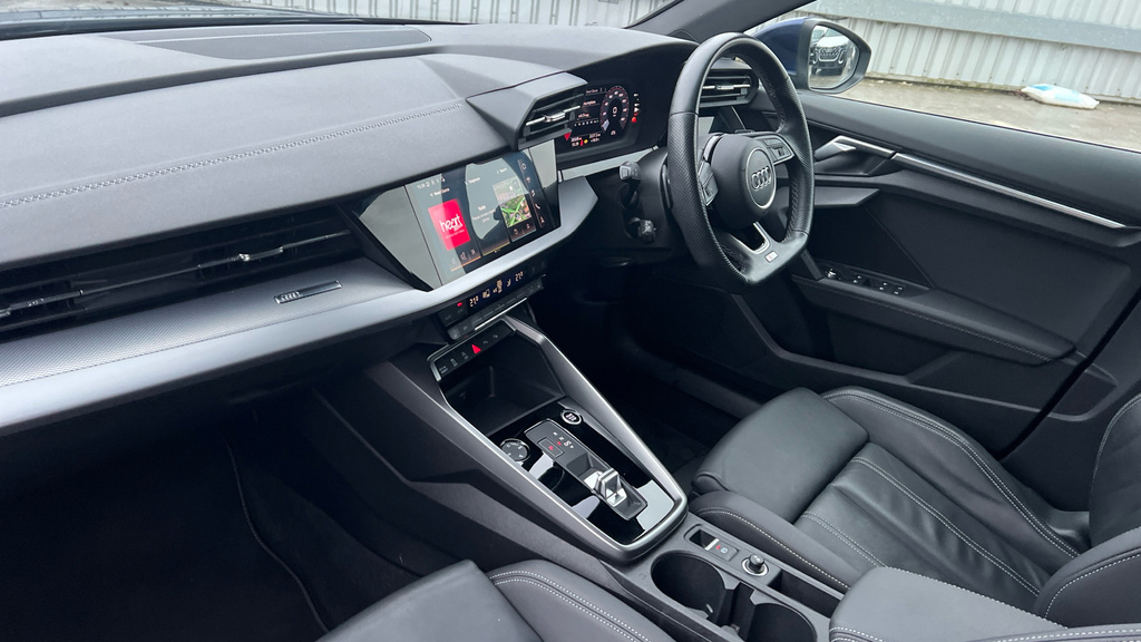 Audi A3 A3 35 Tfsi S Line S Tronic GF23UZA Blue #2