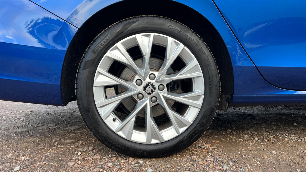 Skoda Superb Superb 1.5 Tsi E-tec Se L Dsg DG25FMV Blue #5