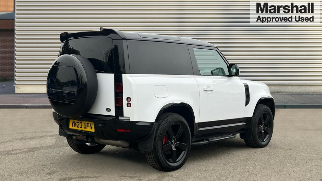 Land Rover Defender 90 Defender 3.0 D250 X-dynamic Hse 90 YK23UFN White #3
