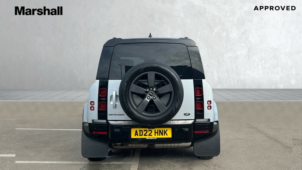 Land Rover Defender 110 Defender 3.0 D250 X-dynamic Hse 110 7 Se AD22HNK Silver #6