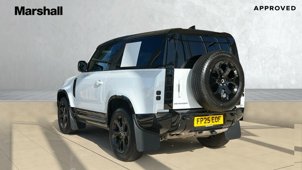 Land Rover Defender 90 Defender 3.0 D250 X-dynamic Hse 90 FP25EOF White #2