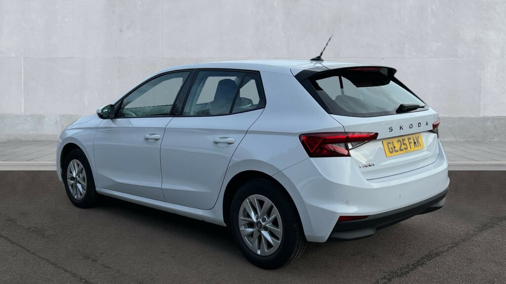 Skoda Fabia Fabia 1.0 Tsi Se Edition GL25FAK White #3