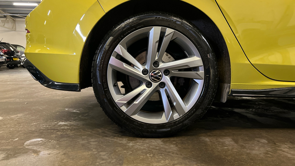 Volkswagen Golf Golf 1.5 Etsi 150 R-line Dsg GY23ZSU Yellow #5