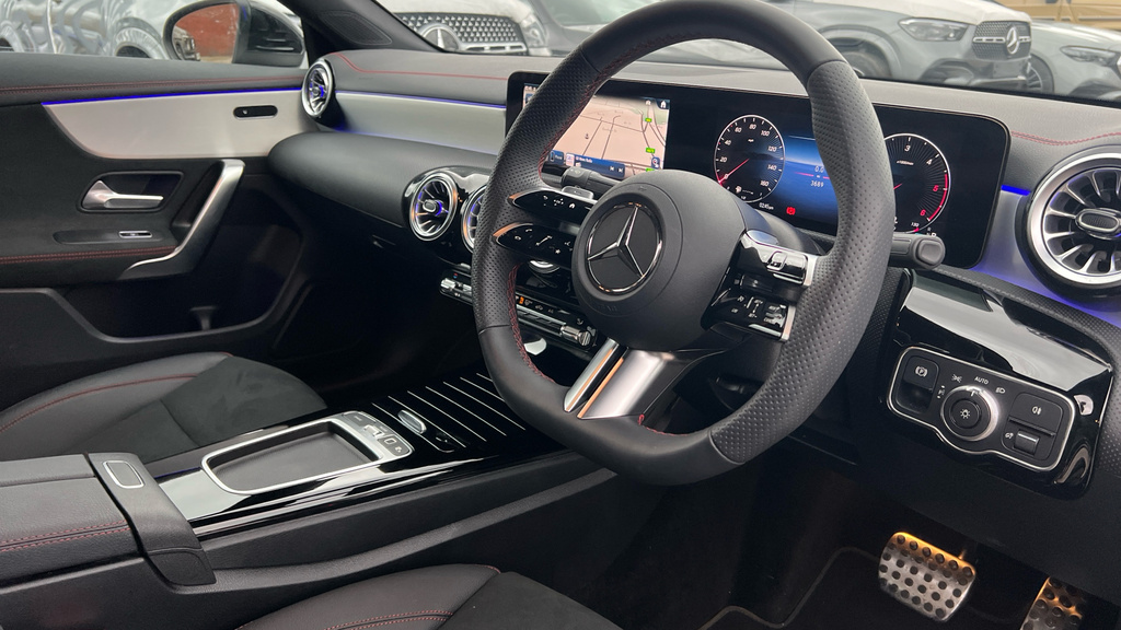 Mercedes-Benz CLA Class Cla 220D Amg Line Executive Tip Black #3