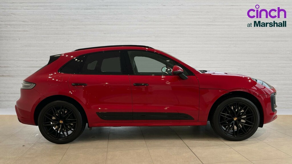 Porsche Macan Macan Estate Gts Pdk GF74WKX Red #2
