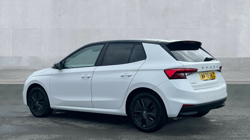 Skoda Fabia Skoda Fabia Hatchback 1.0 Tsi 116 Design Edition 5 WF75RLZ White #3