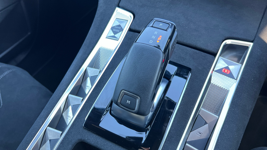 Citroen 1.2 Puretech 130 Plus Eat8 2024 Grey #29