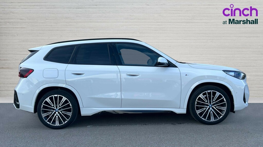 BMW iX1 Ix1 230Kw Xdrive30 M Sport 65Kwh EK73ZBY White #2