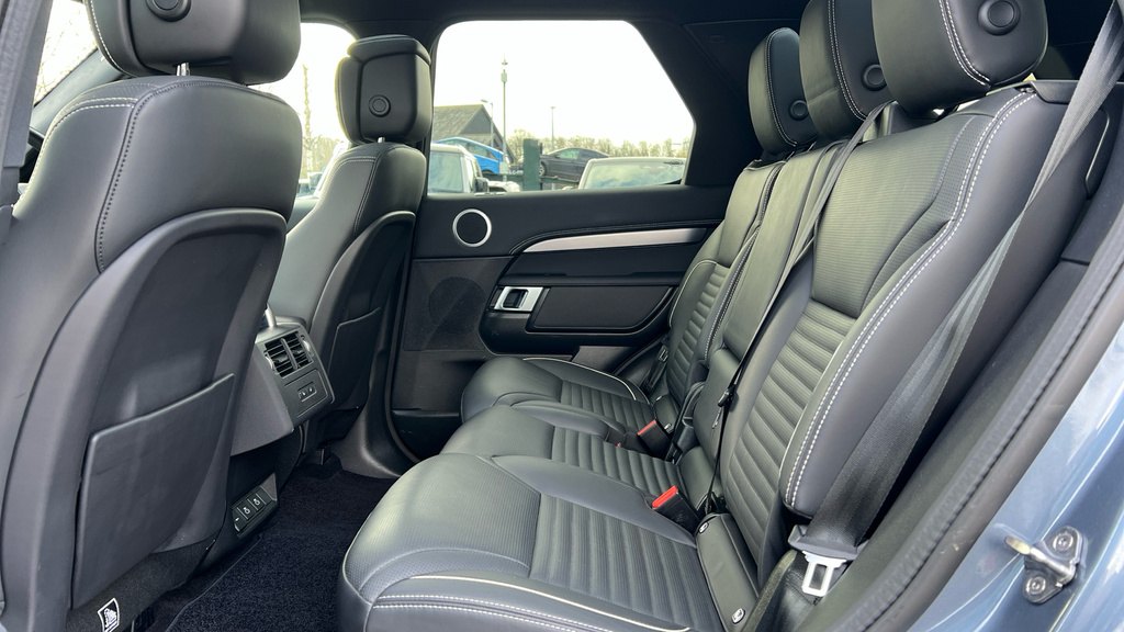 Land Rover Discovery Discovery 3.0 D300 R-dynamic Hse OV22JUT Blue #4