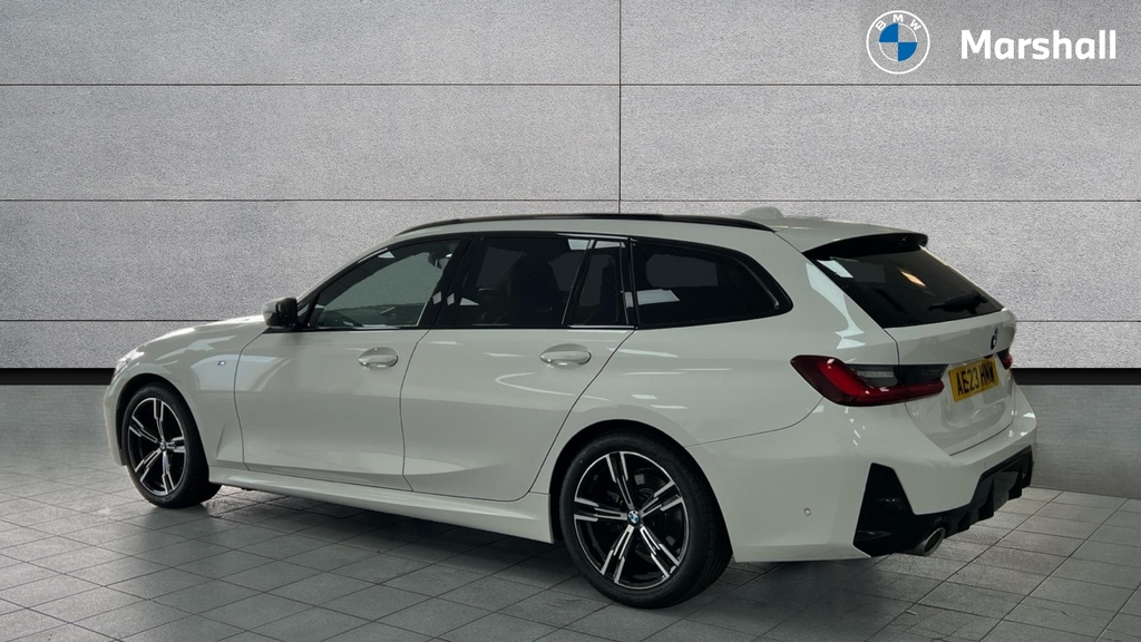 BMW 3 Series 3 Series 320I M Sport Step AE23HNW White #2