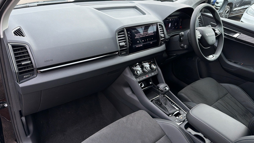 Skoda Karoq Karoq 1.5 Tsi Se L Edition Dsg GD75NVF Black #2