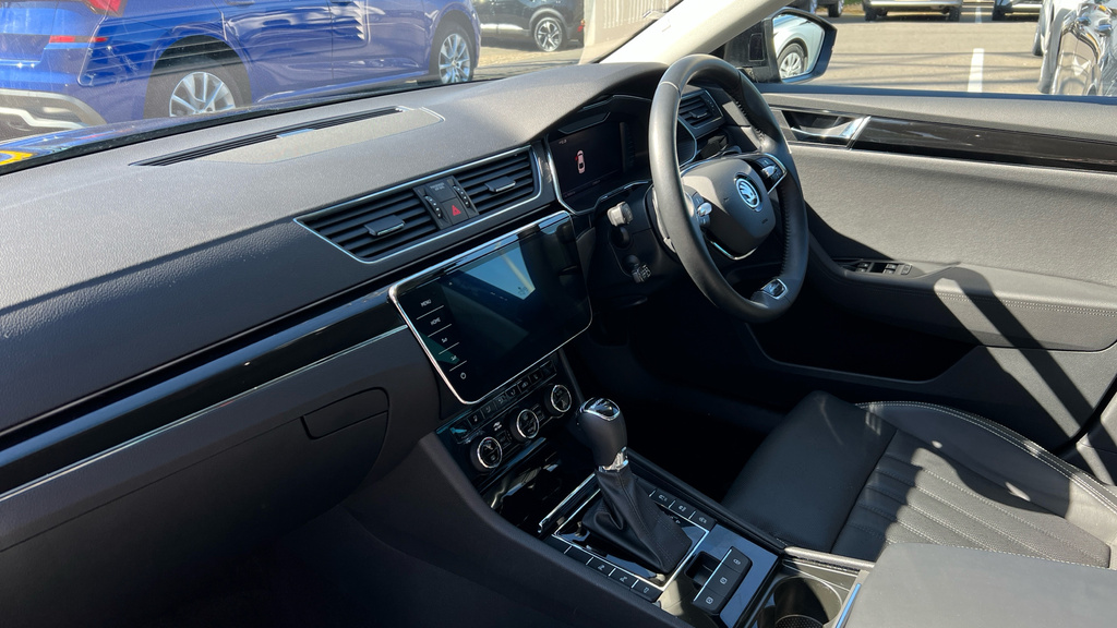 Skoda Superb Superb 2.0 Tsi 190 Laurin Klement Dsg Black #2