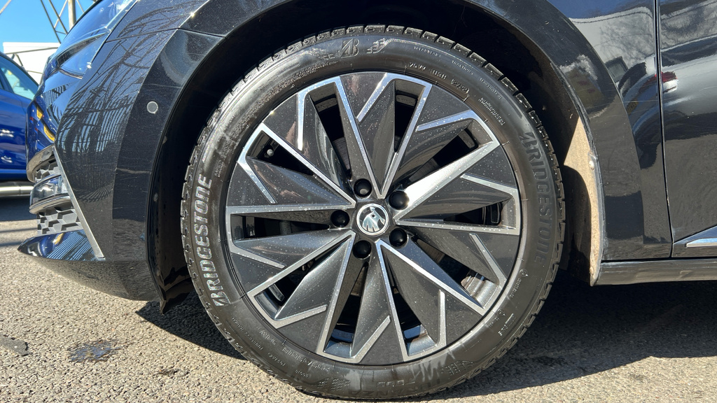 Skoda Superb Superb 2.0 Tsi 190 Laurin Klement Dsg Black #5