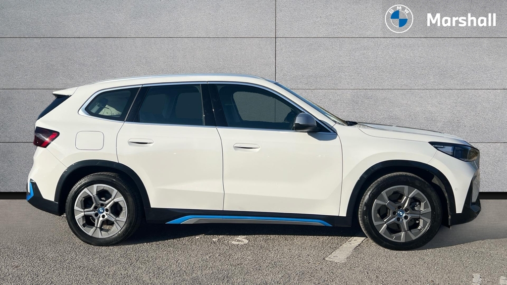 BMW iX1 Ix1 230Kw Xdrive30 Xline 65Kwh EU73FFM White #3