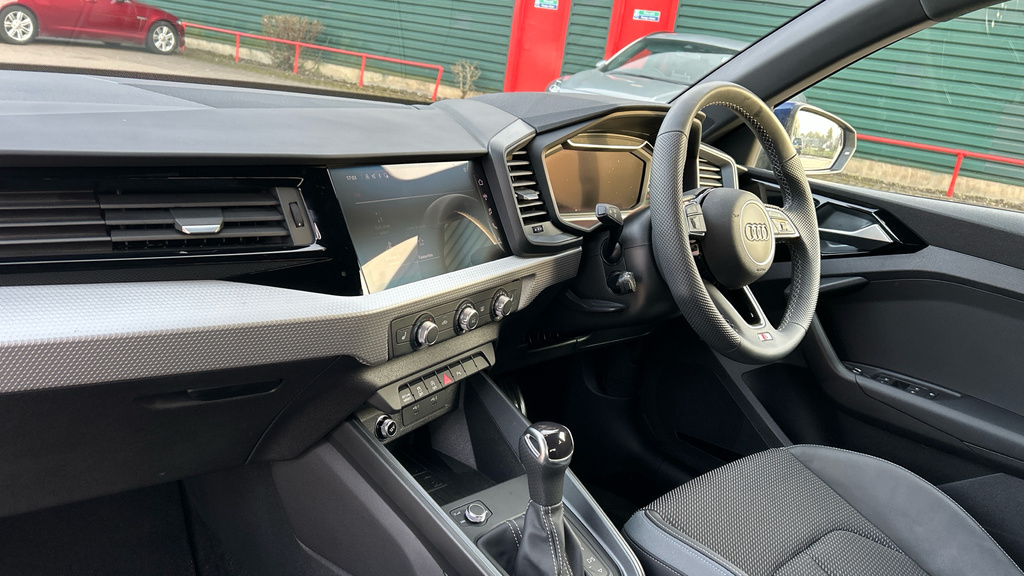 Audi A1 A1 30 Tfsi S Line S Tronic RK75ERV Blue #2