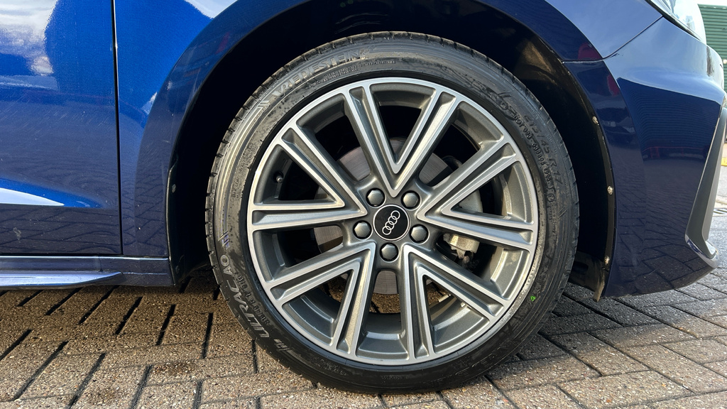 Audi A1 A1 30 Tfsi S Line S Tronic RK75ERV Blue #5