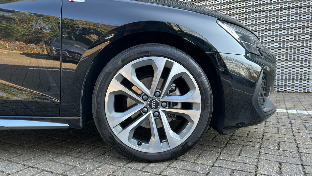 Audi A3 A3 1.5 Tfsi 150 S Line S Tronic GF75KGK Black #5