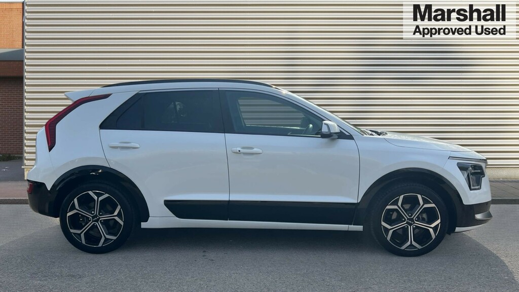 Kia Niro Niro 1.6 Gdi Hybrid 3 Dct HJ72UYH White #2