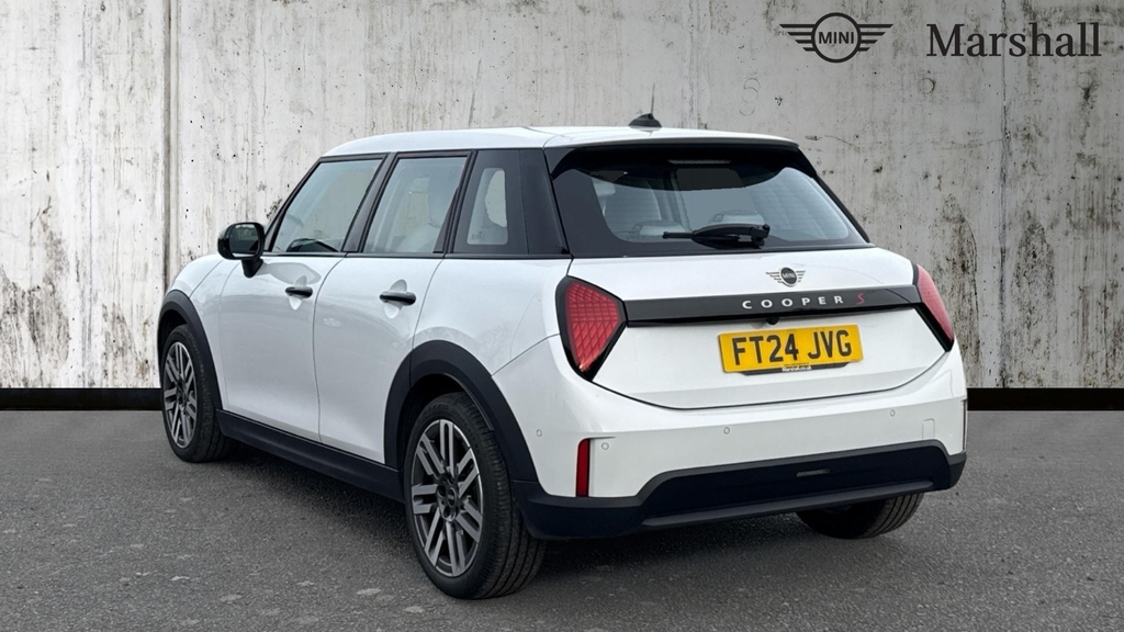 Mini Hatch Cooper 2.0 S Classic FT24JVG White #2