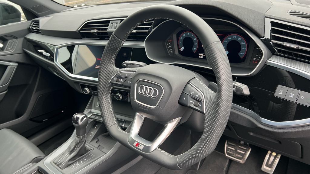 Audi Q3 Q3 35 Tfsi Black Edition S Tronic 20 Alloy WG74MXC Blue #6