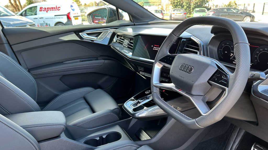 Audi Q4 E Tron Audi Q4 E-tron Estate 150Kw 40 63Kwh Black Edition RK26EPC Grey #6