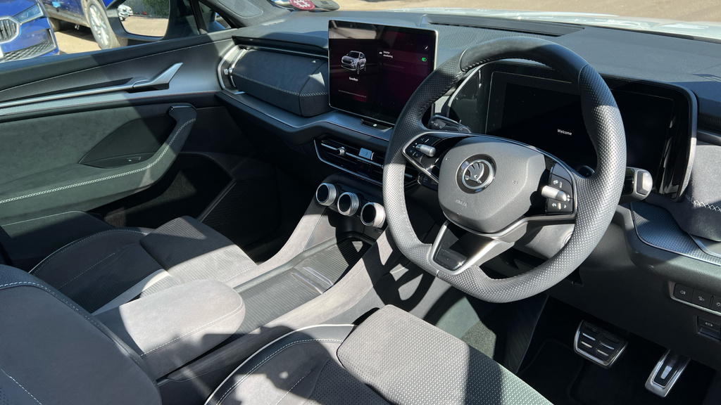 Skoda Kodiaq Kodiaq 1.5 Tsi E-tec Sportline Dsg 7 Seat KY25OTN White #6