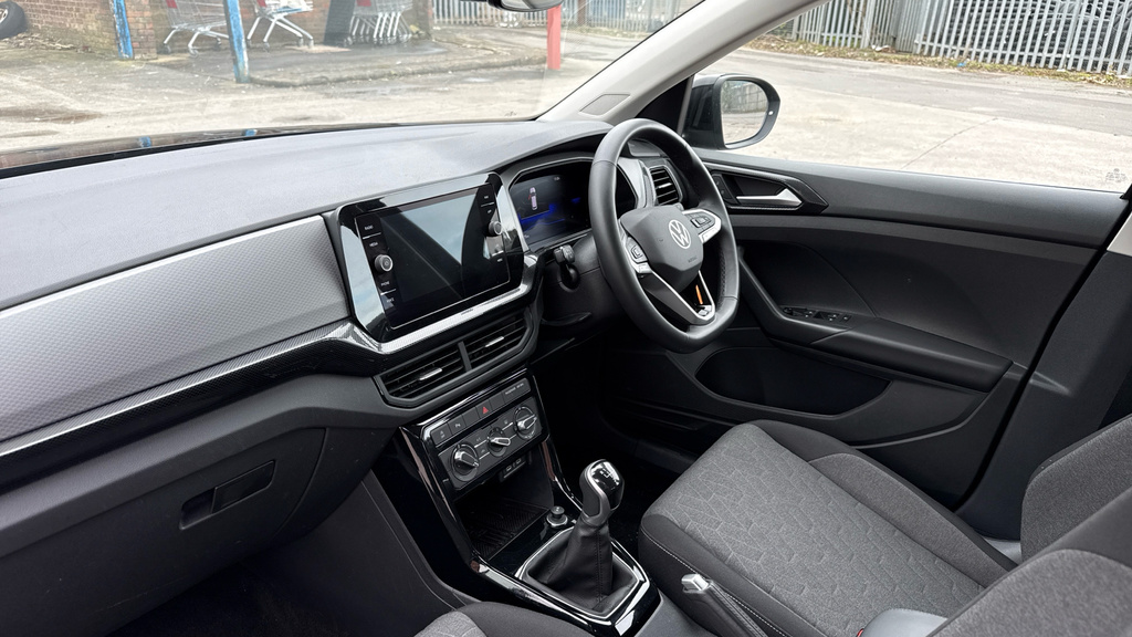 Volkswagen T-Cross T-cross 1.0 Tsi Life WJ25GCX Black #2